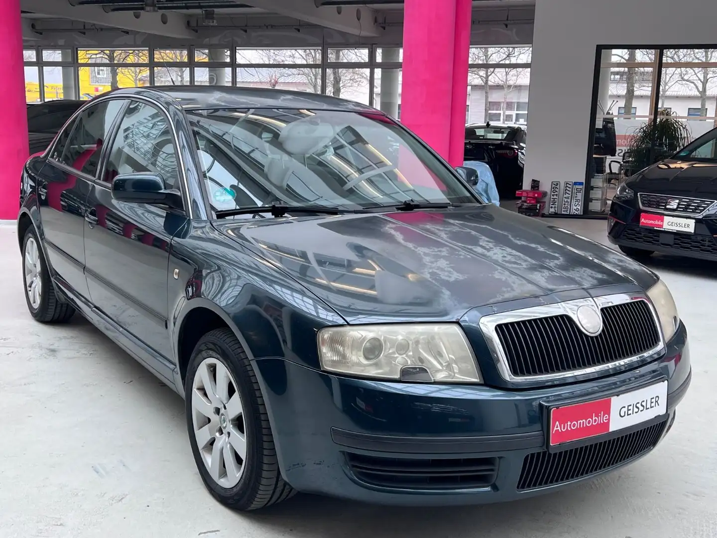 Skoda Superb Comfort Klimaaut.+DAB+Sitzhzg. Verde - 2