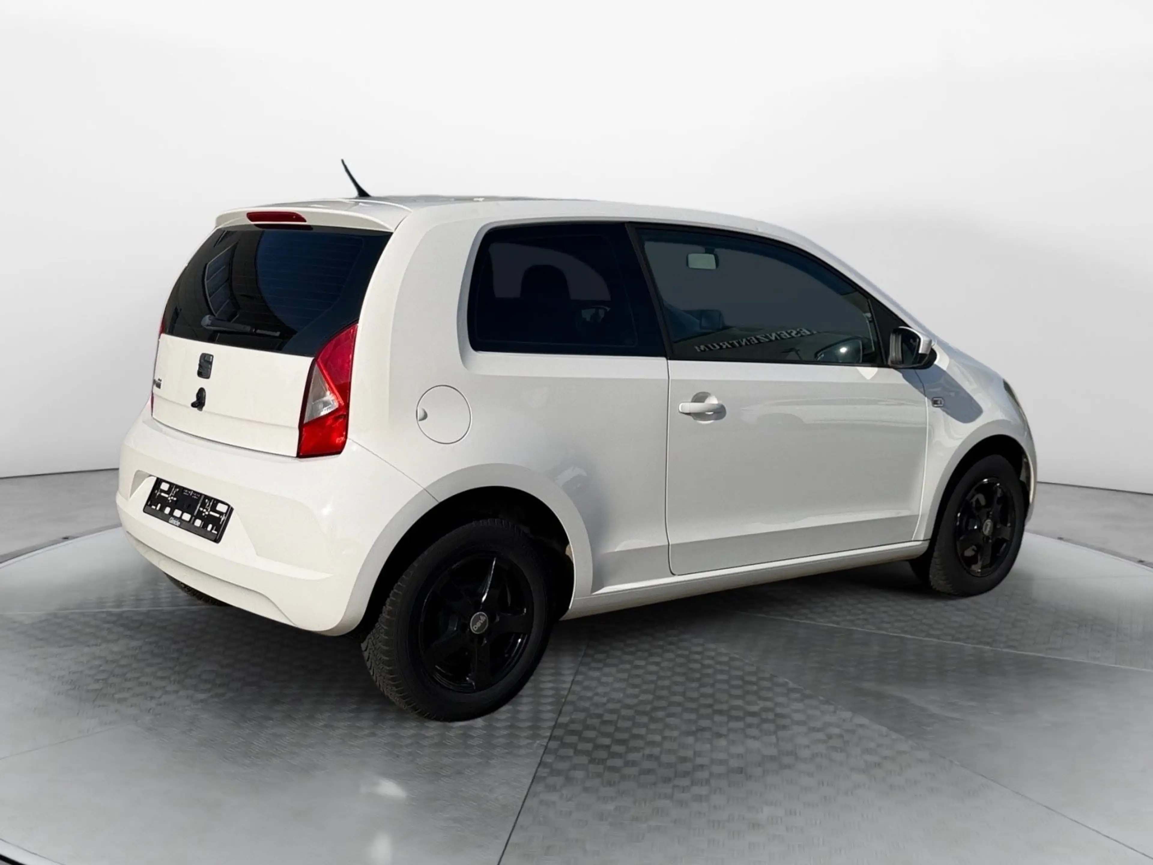 SEAT Mii 1.0 Style — photo 3