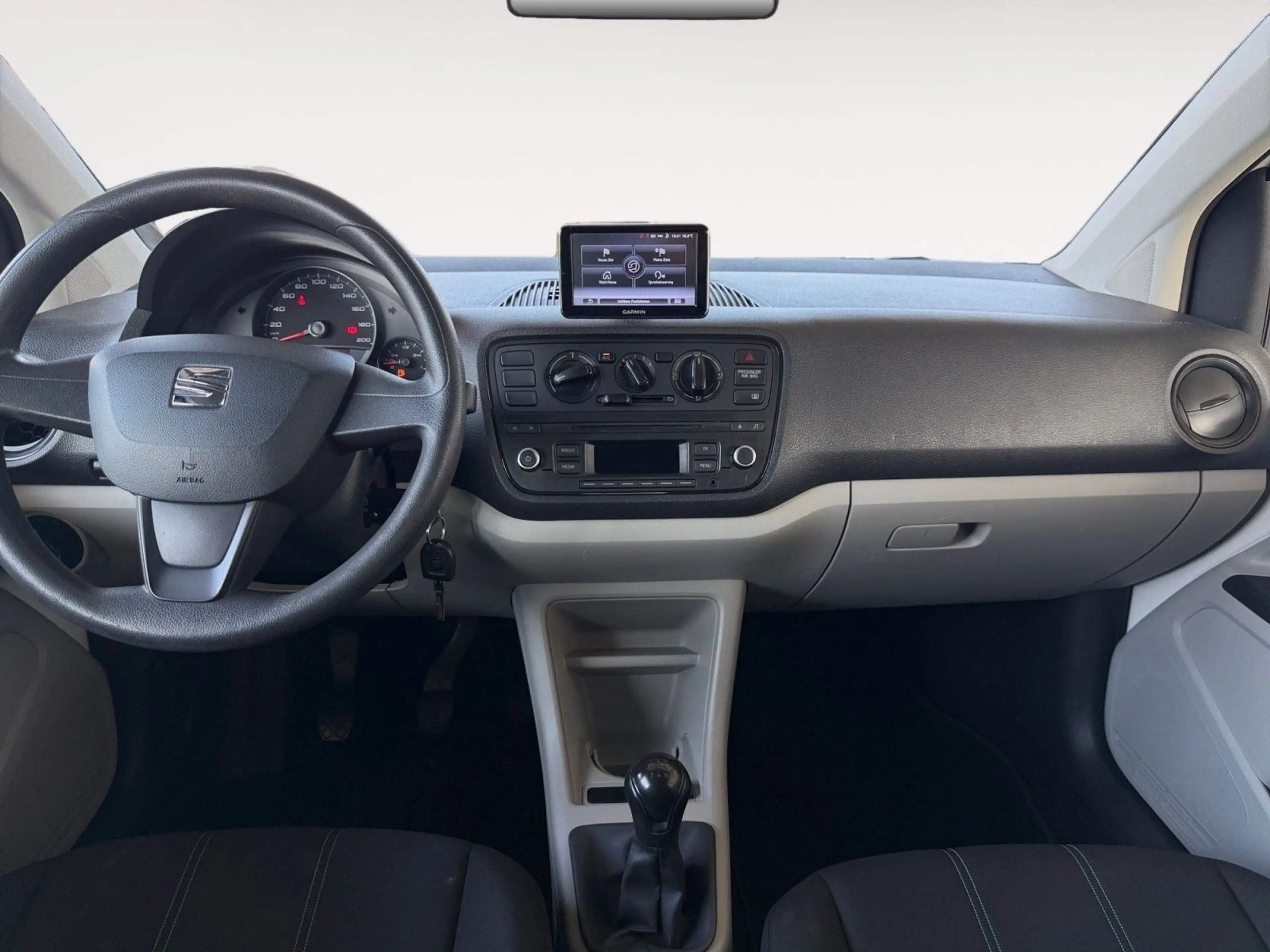 SEAT Mii 1.0 Style — photo 10