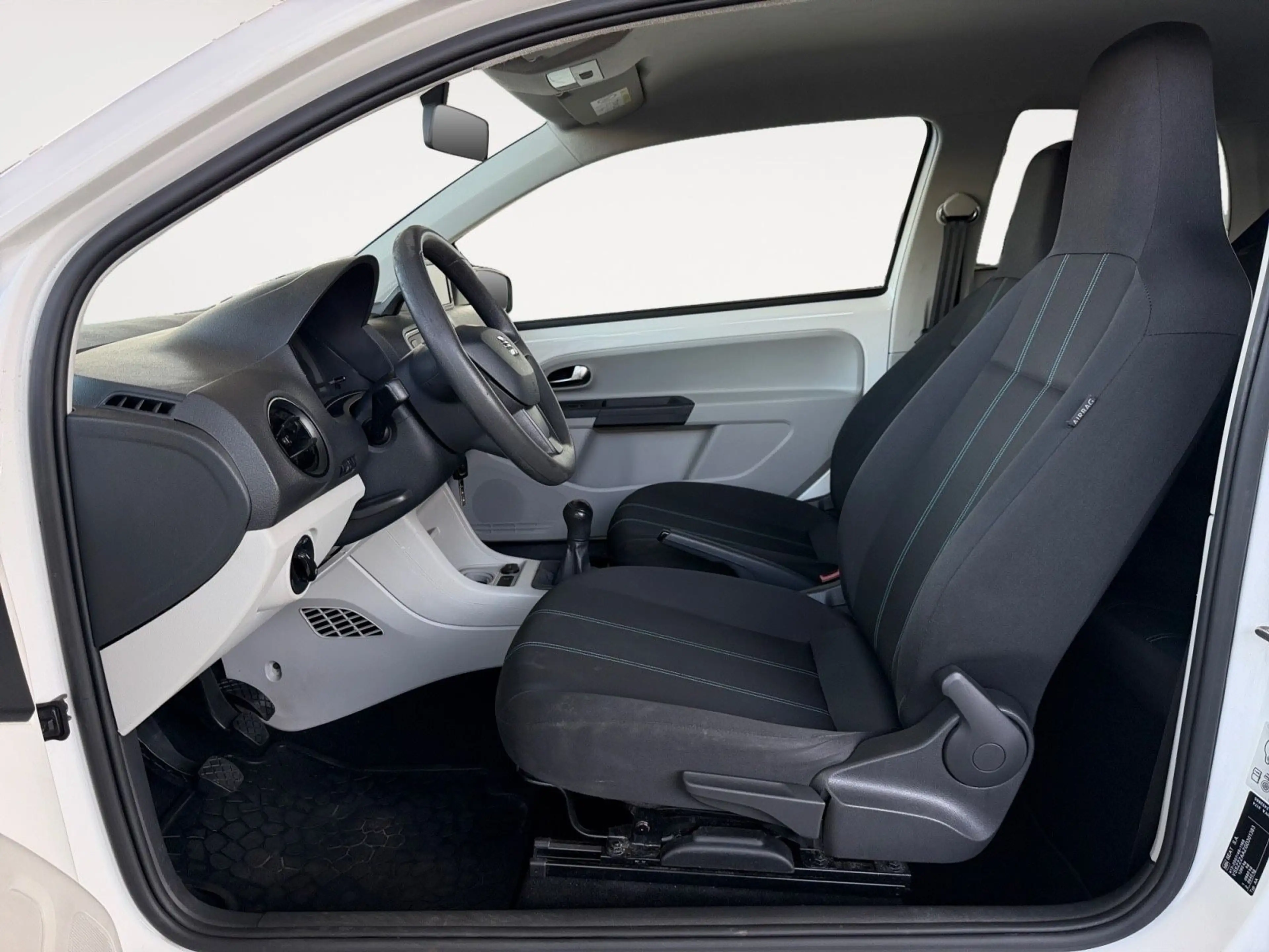 SEAT Mii 1.0 Style — photo 6