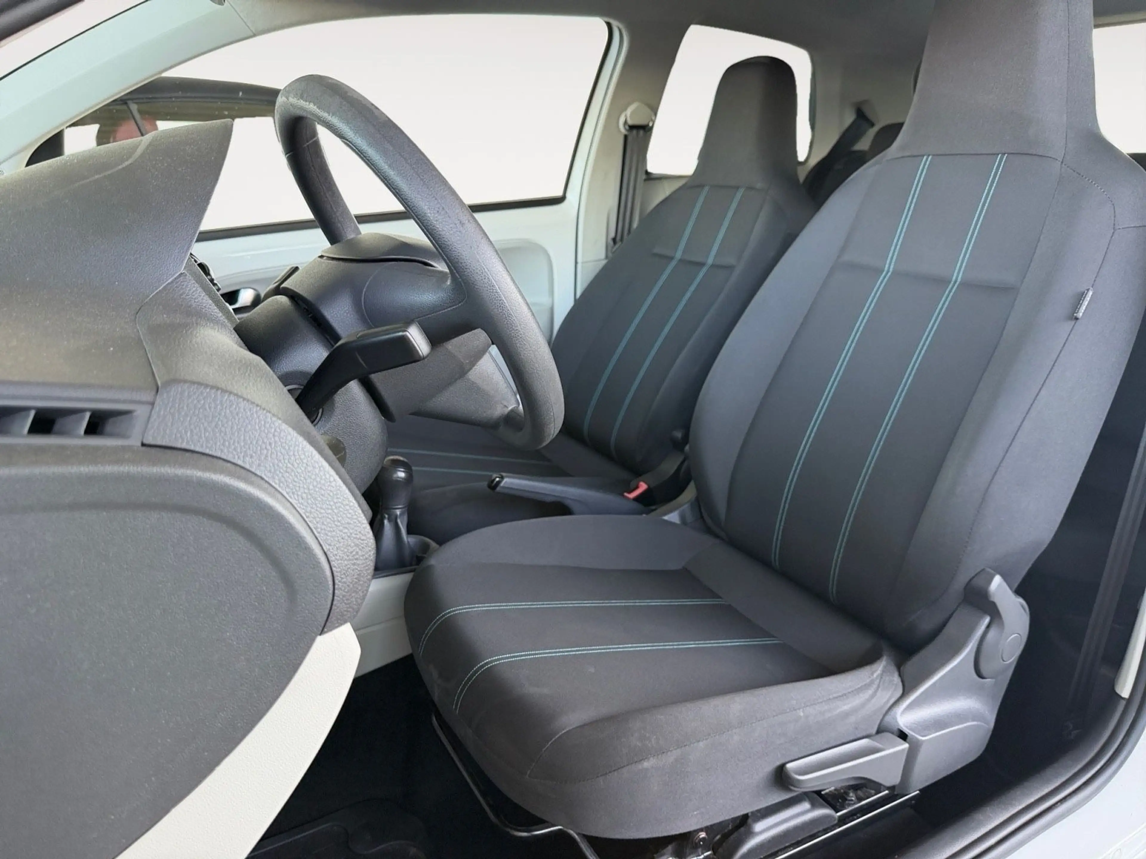 SEAT Mii 1.0 Style — photo 9