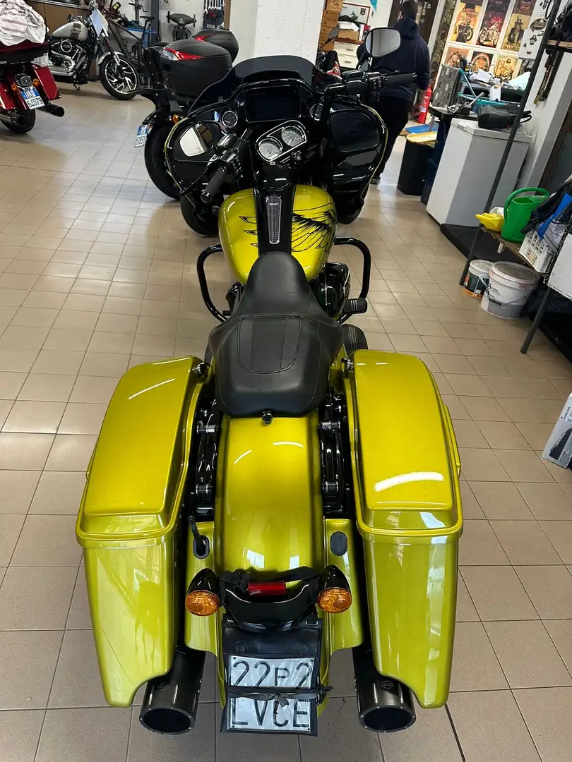 Harley-Davidson Road Glide eagole eye - 1