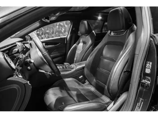 Mercedes-Benz Amg GT view 10