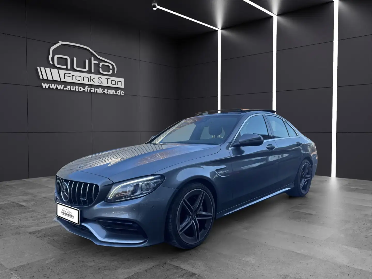 Mercedes-Benz C 63 AMG *Pano*Rkü*Dab*Memory*Top gepfegt* siva - 1