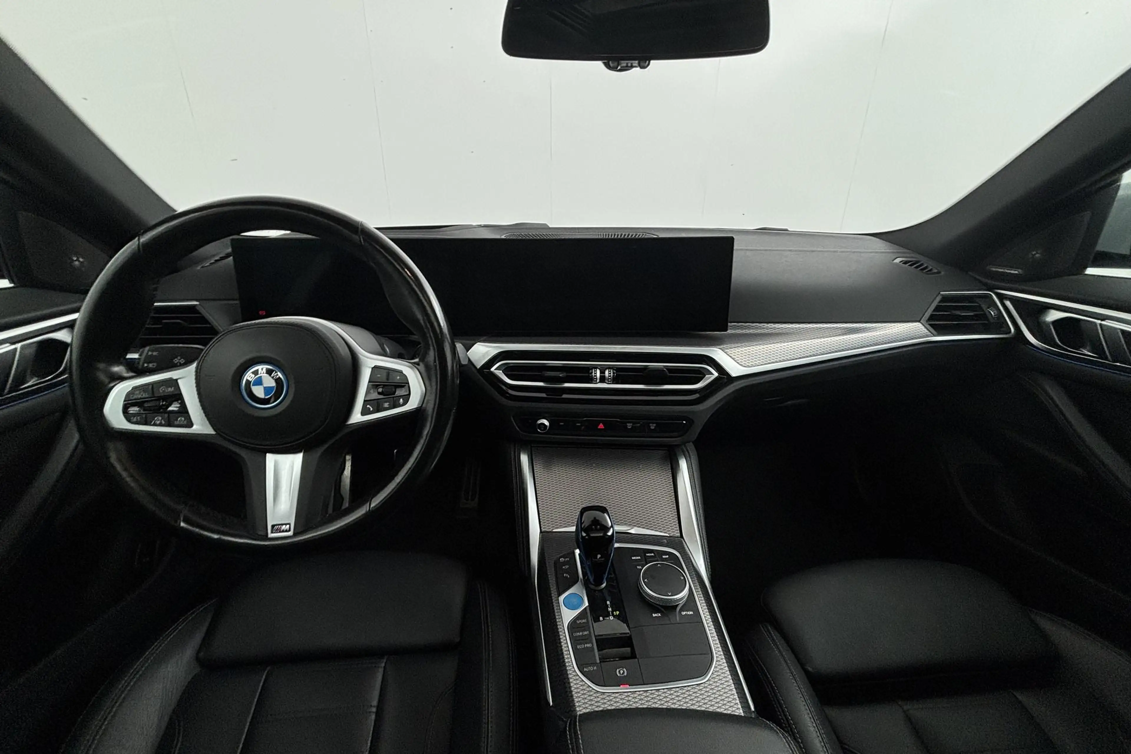 BMW i4 eDrive40 High Executive 84 kWh – elektrische sport — photo 5