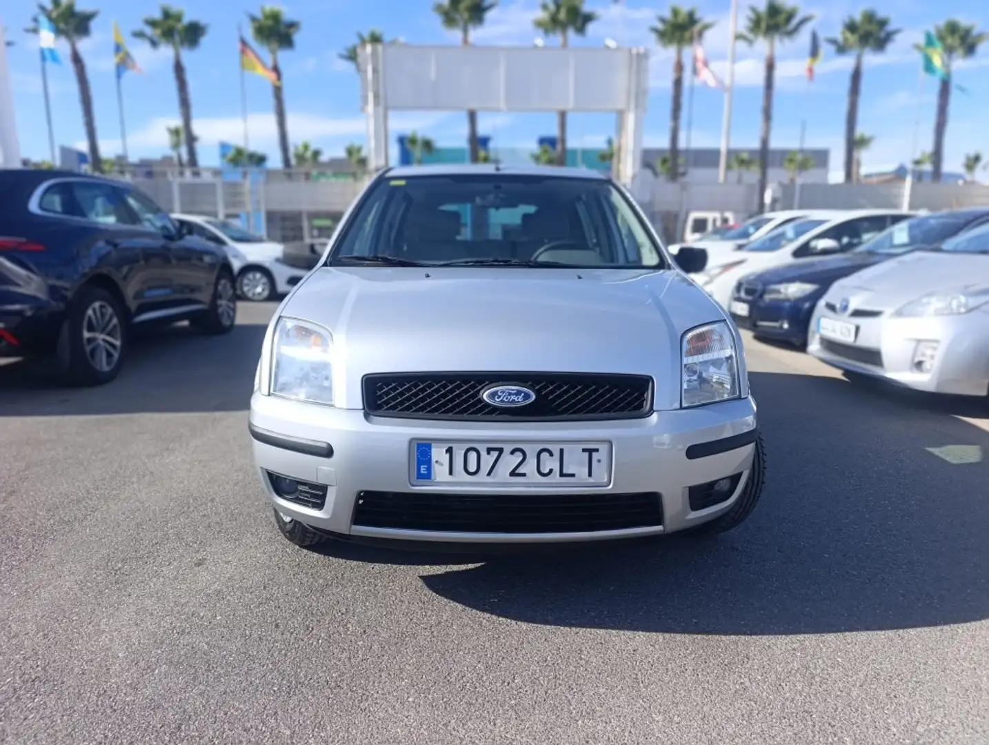 Ford Fusion 1.4 Trend Durashift EST Plateado - 2