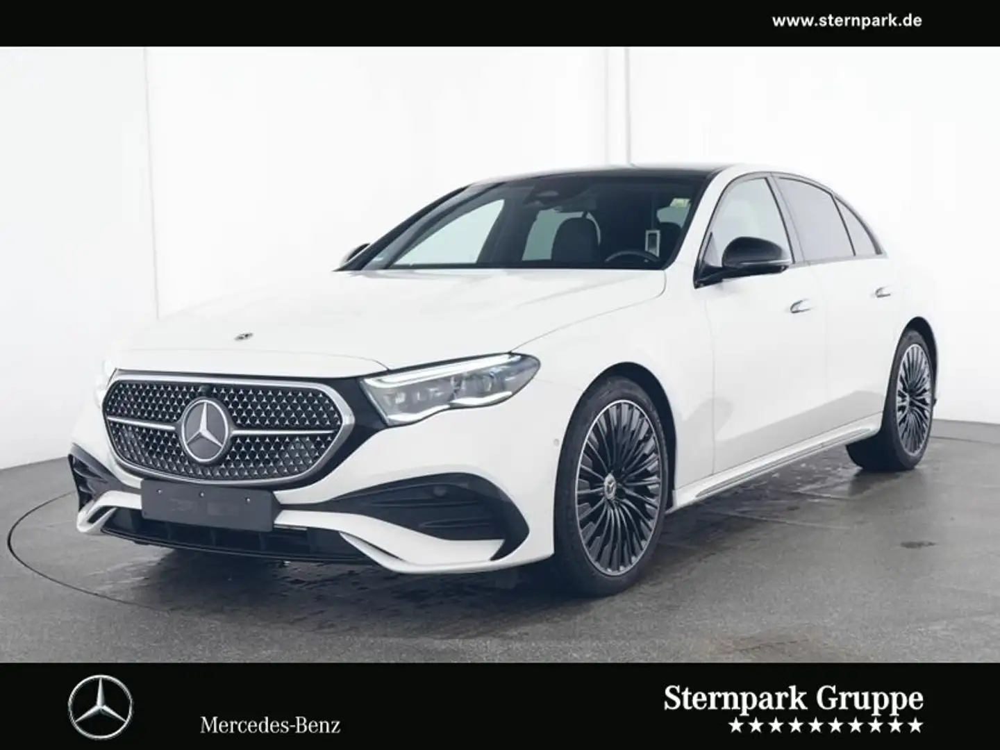 Mercedes-Benz E 220 E 220 d AMG Distronic+Pano+HYPER+Night+Sitzklima Weiß - 1