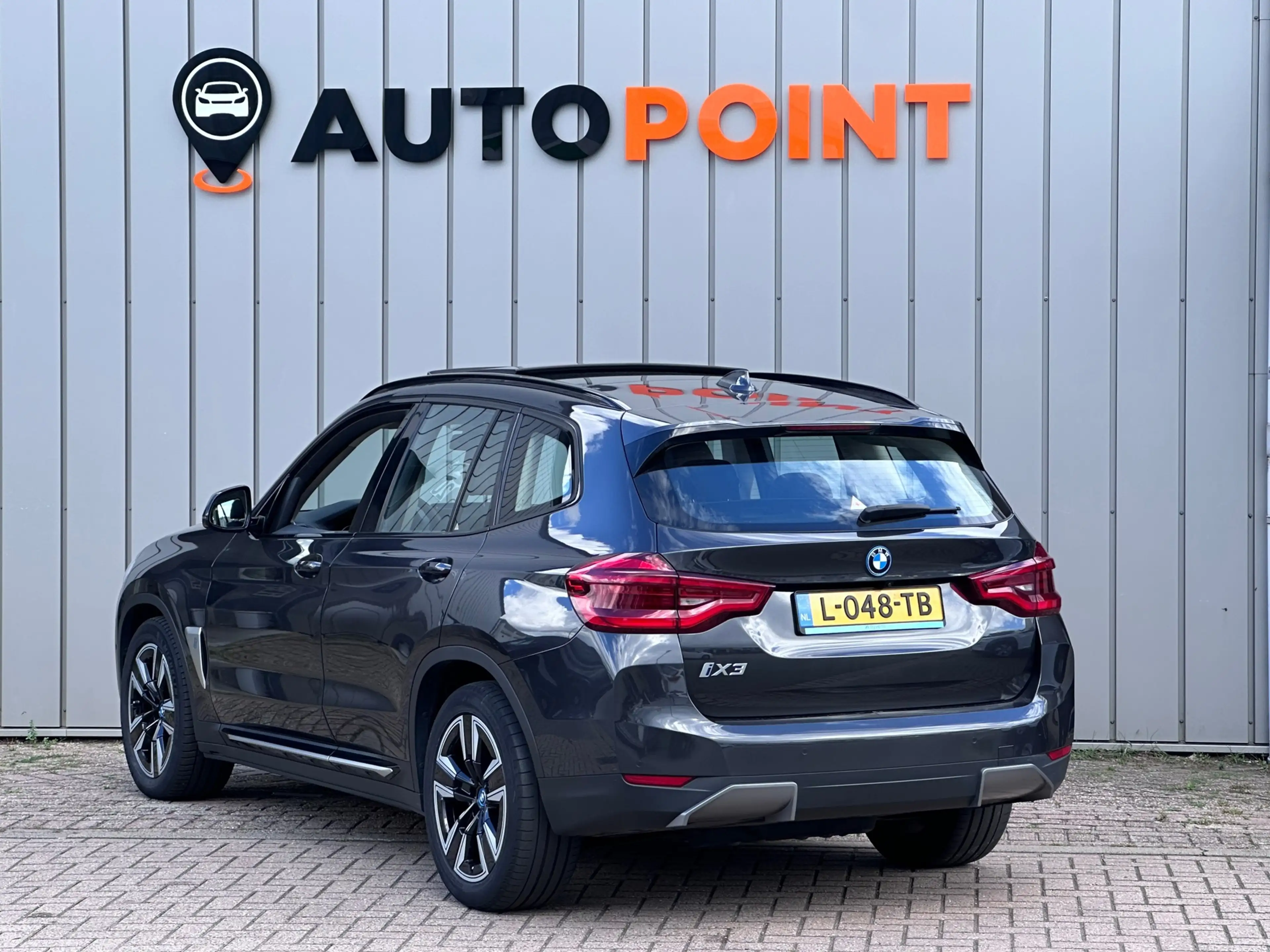 BMW iX3 Executive 80 kWh SOH 100 % PANO LEER 1 EIG ORG NED — photo 7