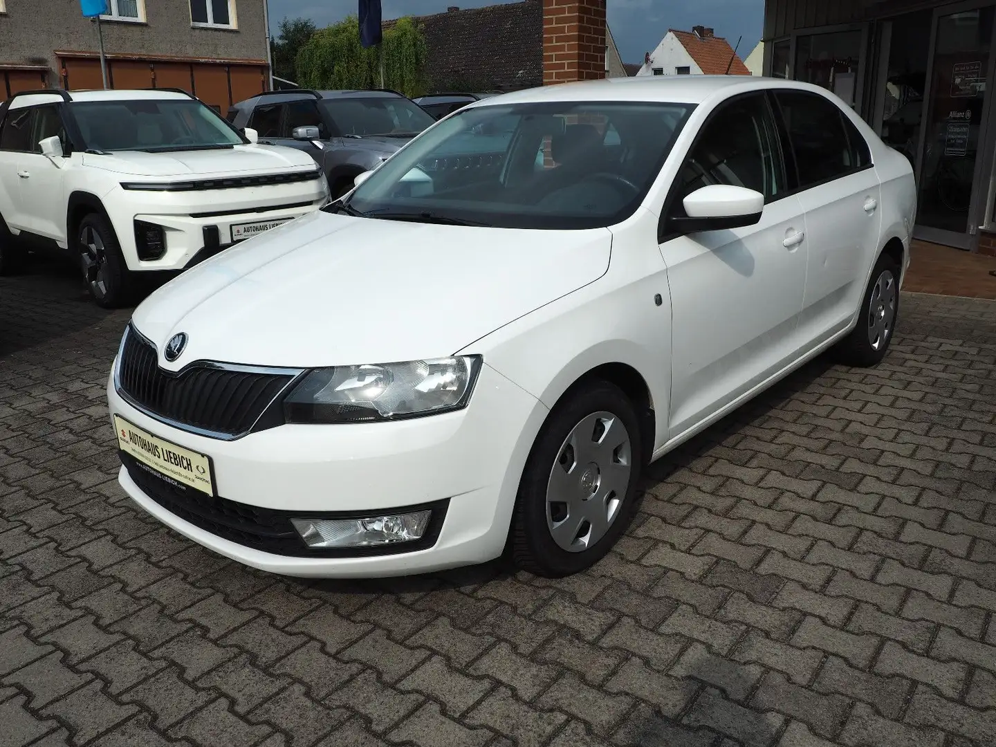 Skoda Rapid/Spaceback 1.6 TDI Ambition Bianco - 1