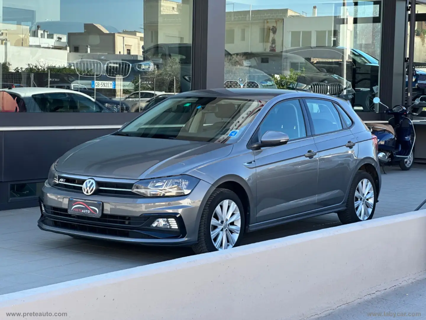 Volkswagen Polo 1.6 TDI 95CV 5p. Sport BMT R-LINE Gris - 1