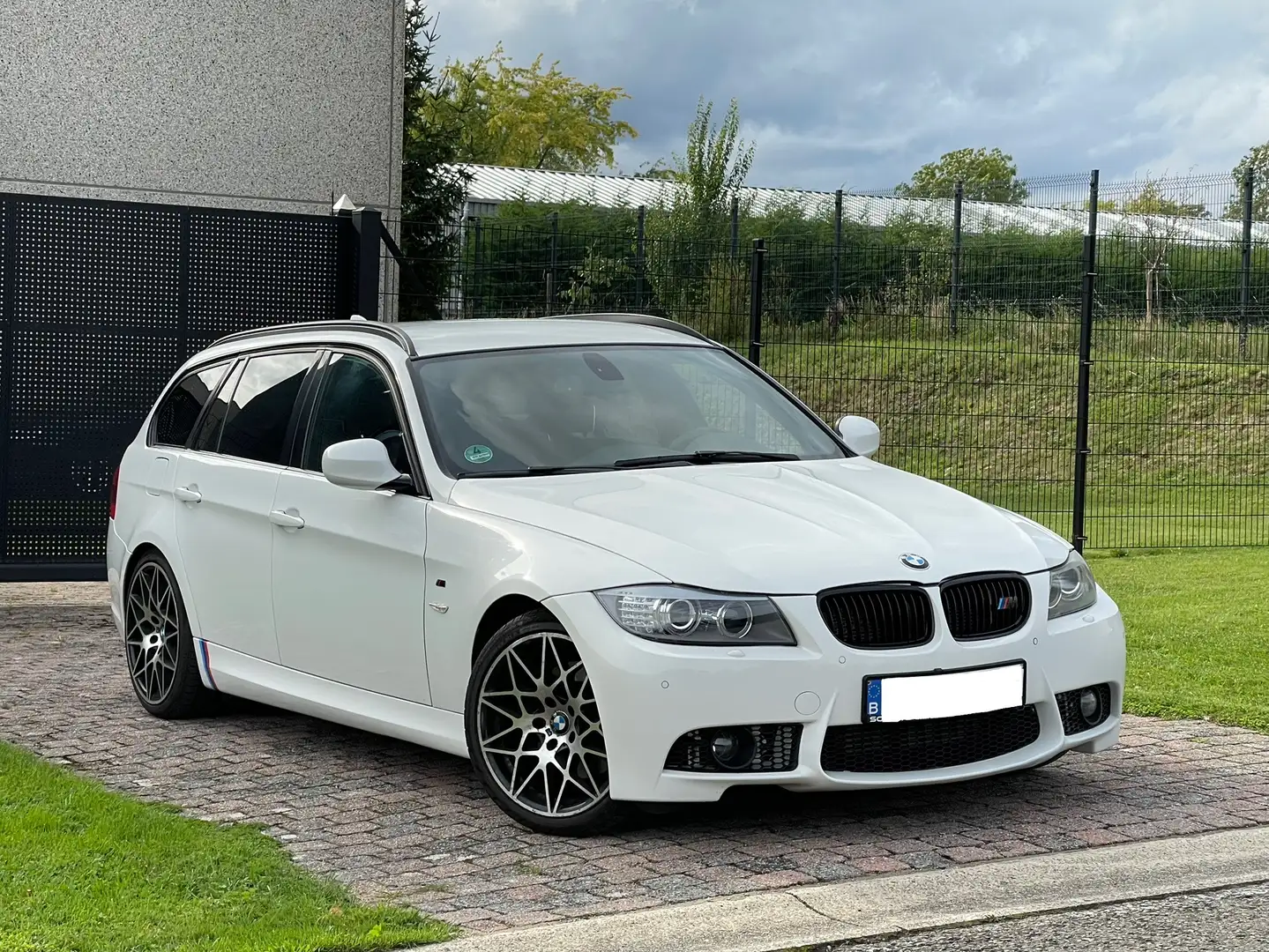 BMW 325 dA Pack-M 2012 Wit - 2
