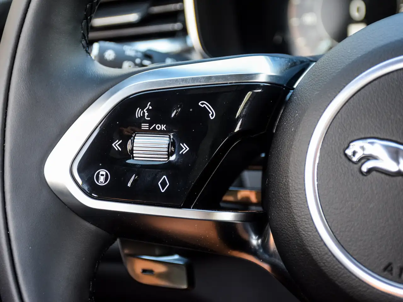 Jaguar F-Pace снимка Jaguar F-Pace