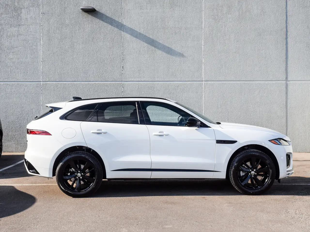 Jaguar F-Pace снимка Jaguar F-Pace