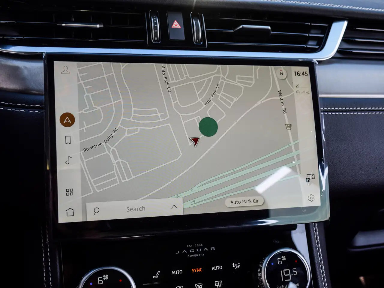 Jaguar F-Pace снимка Jaguar F-Pace