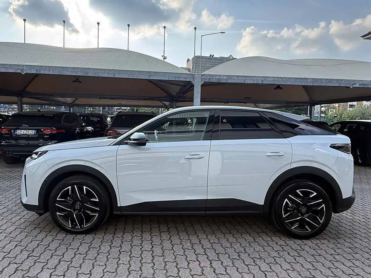 Peugeot 3008 hybrid Allure e-dcs6 TELECAMERA CERCHI 19' IVA ESP 8
