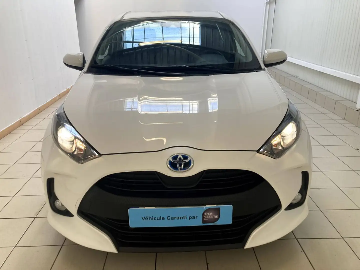 Toyota Yaris 116h France Business 5p Blanc - 2