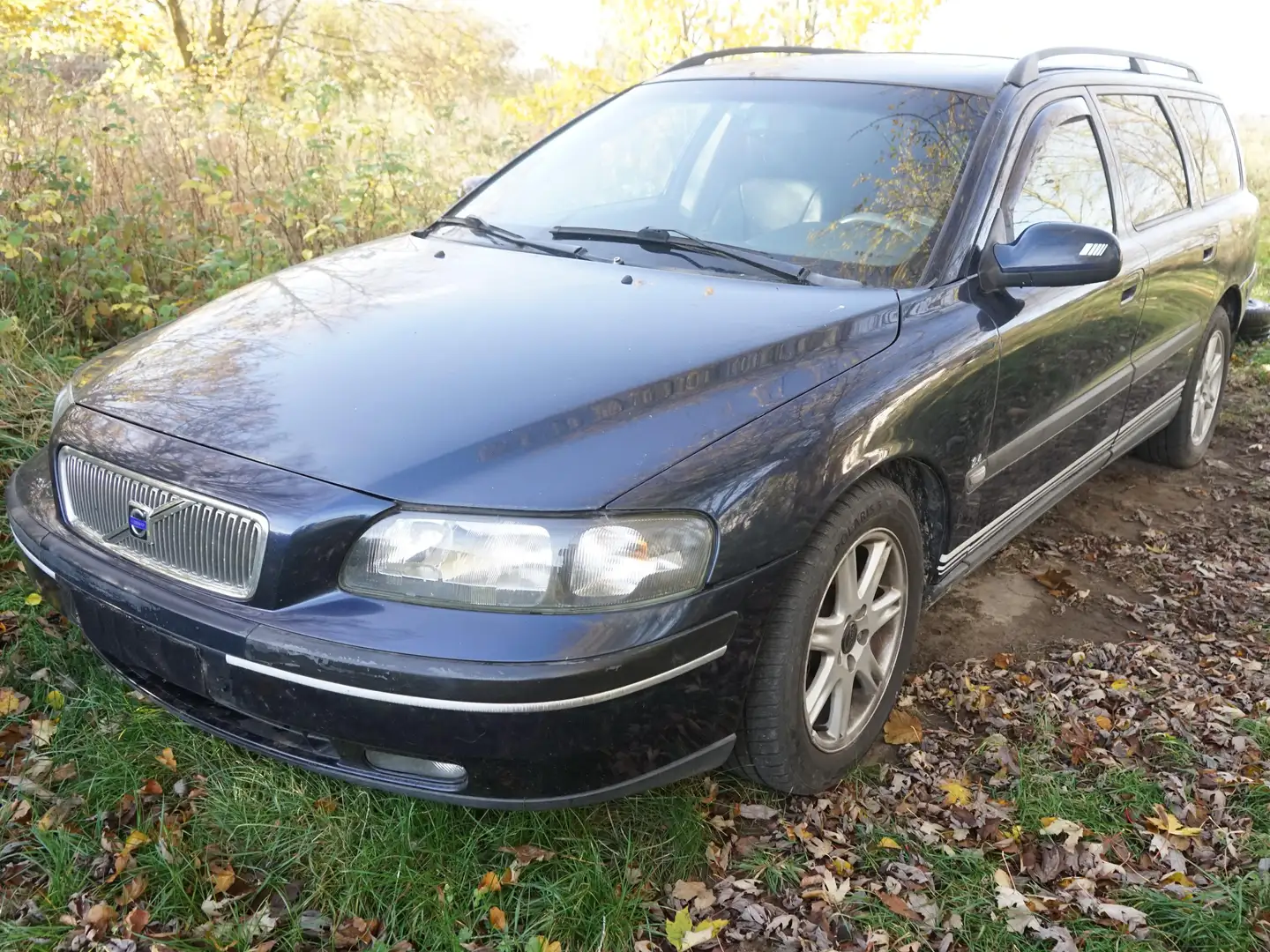 Volvo V70 V70 2.4 Comfort Azul - 1