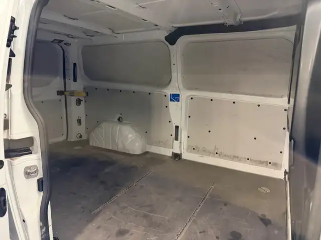 Ford Transit Custom view 7