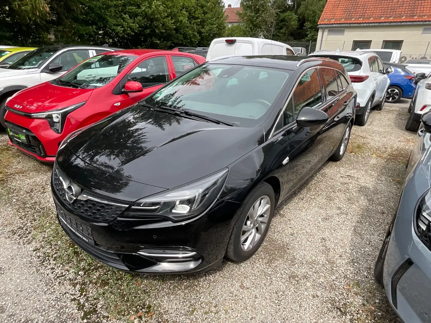 Opel Astra K Sports Tourer 1.2 Turbo  Elegance Matrix Nero - 2