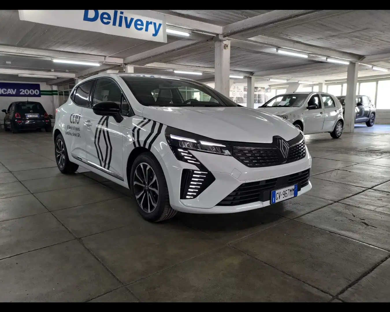 Renault Clio techno MY24 TCe 90 Blanc - 1