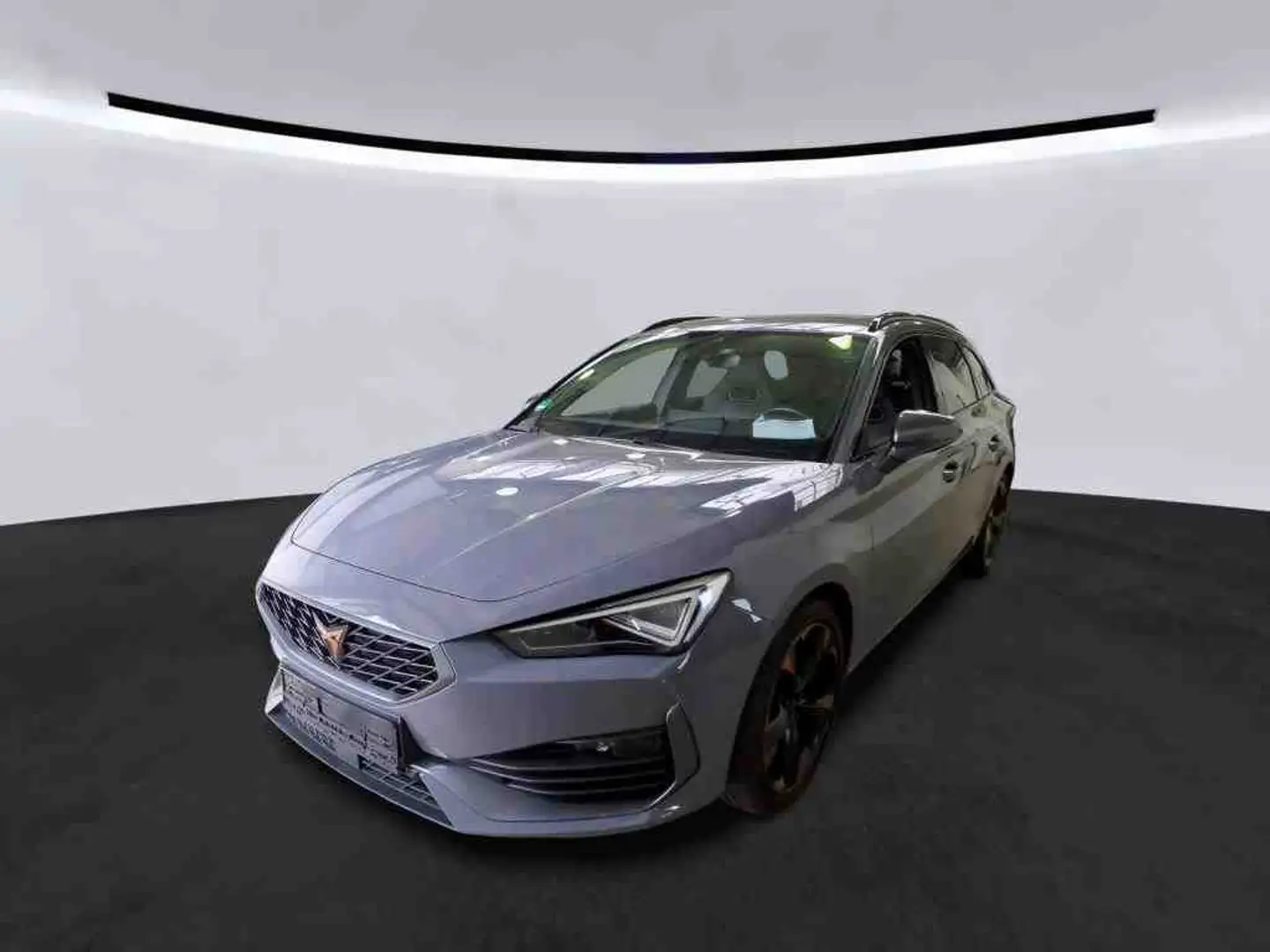 CUPRA Leon Sportstourer 1.5 eTSI DSG Pano *Beats* Matrix DCC Grau - 2