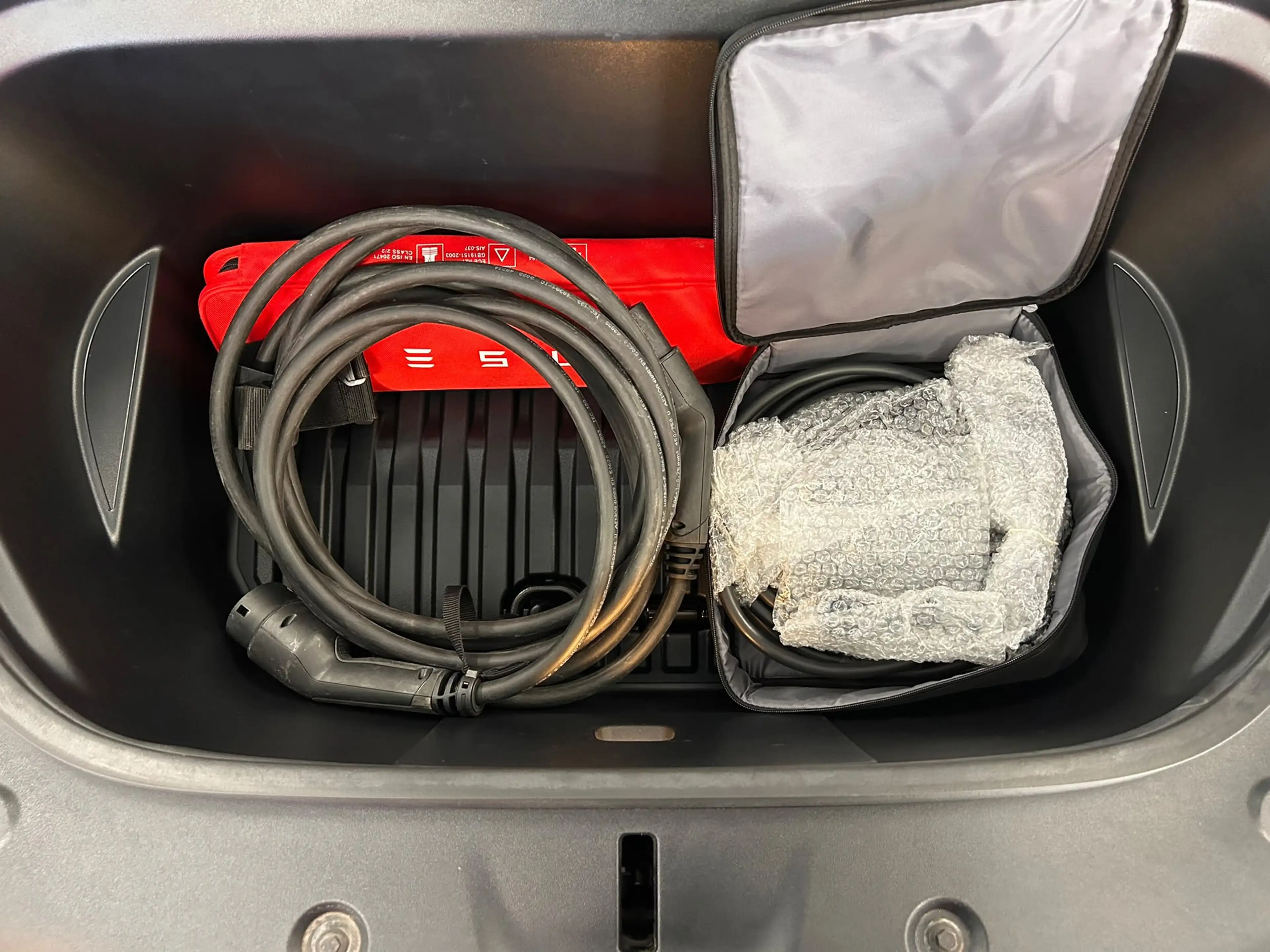 Tesla Model Y Long Range Dual AWD LED+NAV+SHZ+360+ACC+ — photo 3