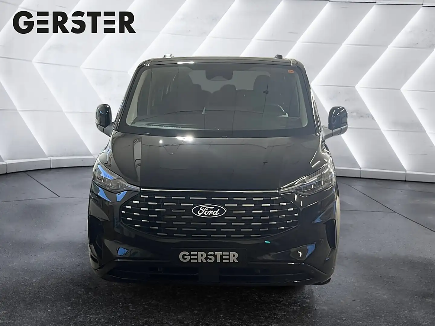 Ford Tourneo Custom Bus 2,0 EcoBlue 320 L1H1 AWD Titanium Aut. Schwarz - 2