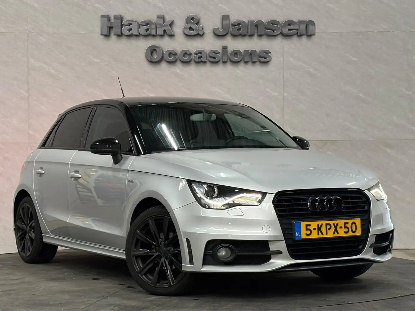 Audi A1 Sportback 1.2 TFSI Admired S-Line Navi Cruise Grau - 2