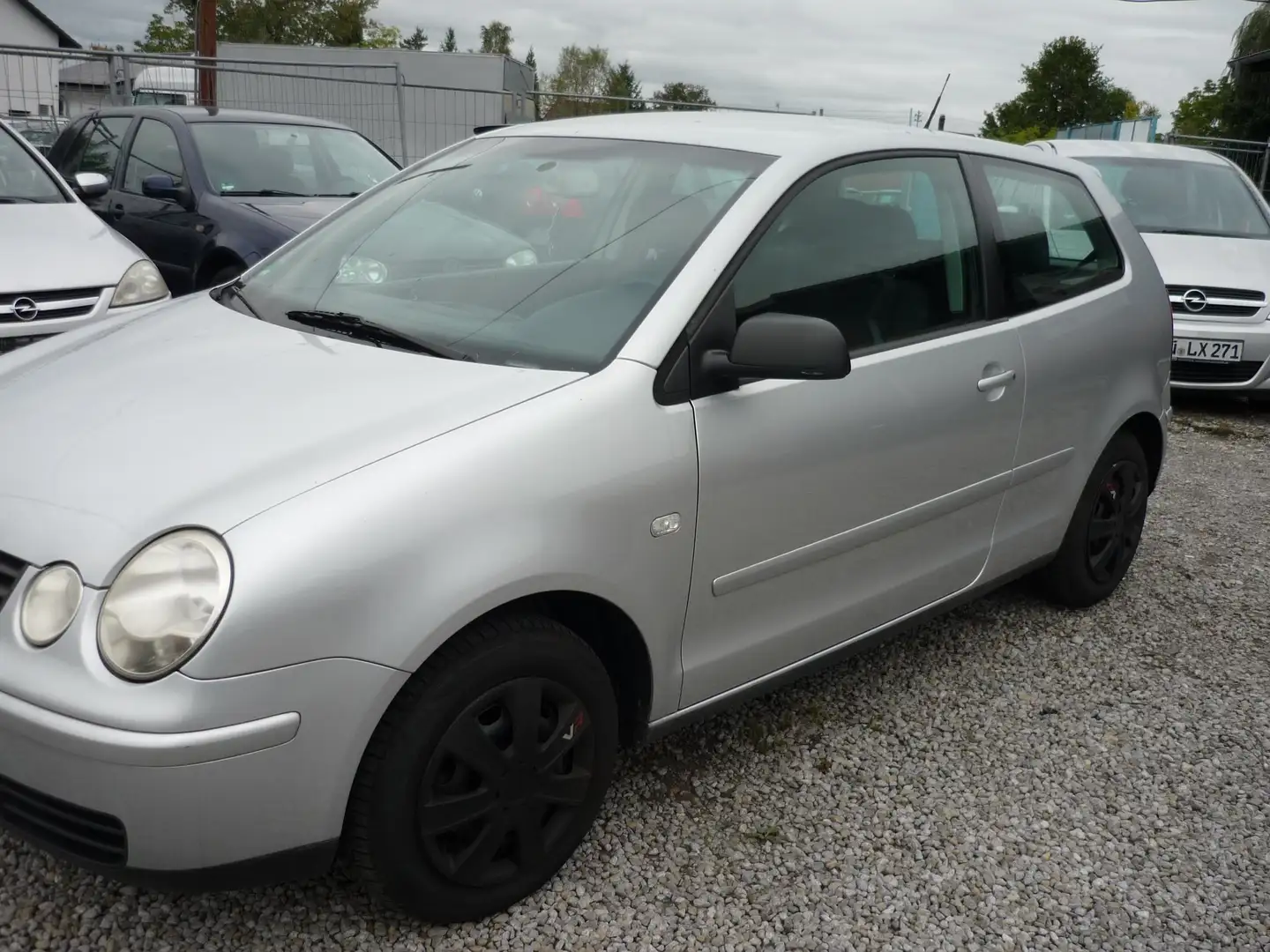 Volkswagen Polo CRICKET Silber - 2