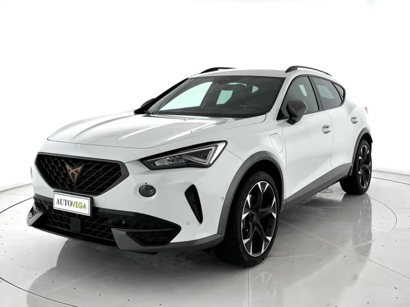CUPRA Formentor 1.4 e-hybrid 204cv dsg Bianco - 1
