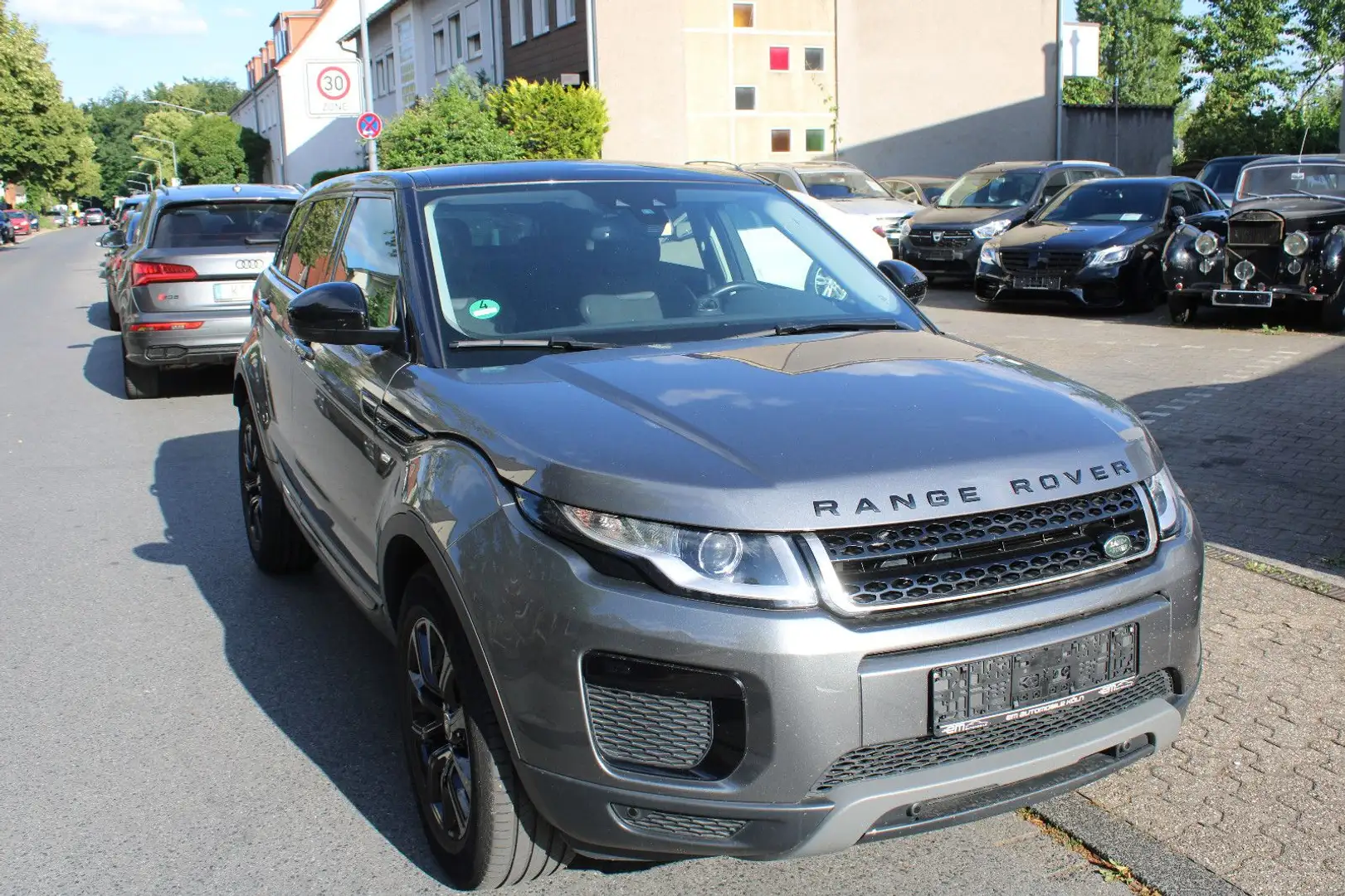 Land Rover Range Rover Evoque 2.0 d Dynamic*4X4 AUTOMATIK* Grau - 2