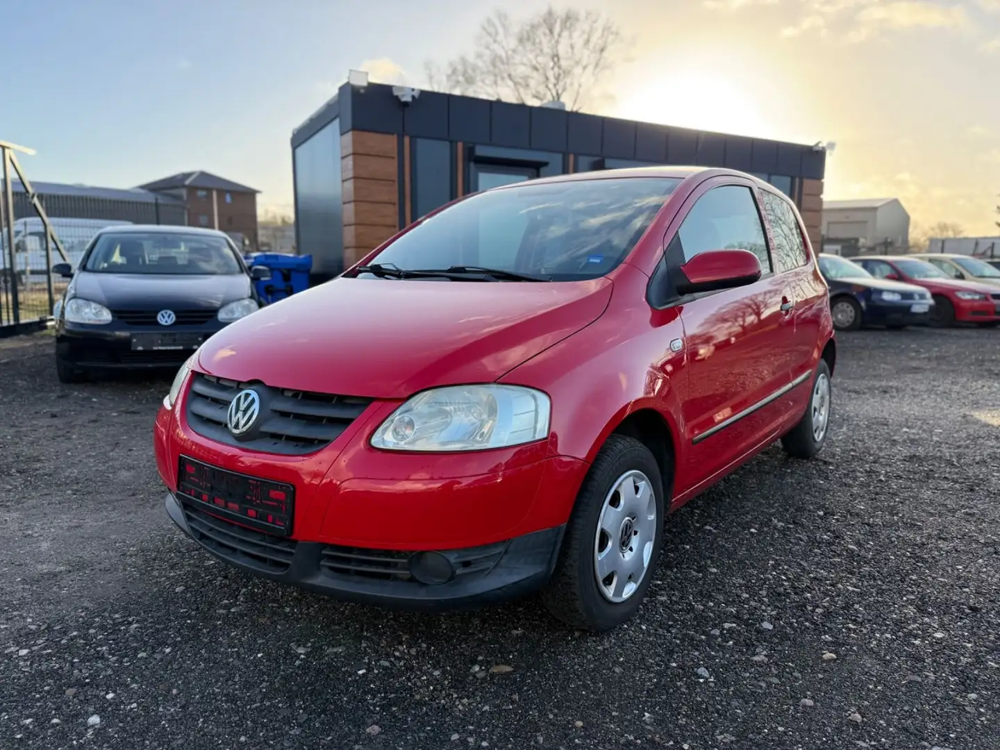 Volkswagen Fox Fresh TÜV NEU/KLIMA/ZENTRALVERRIEGELUNG Rot - 1