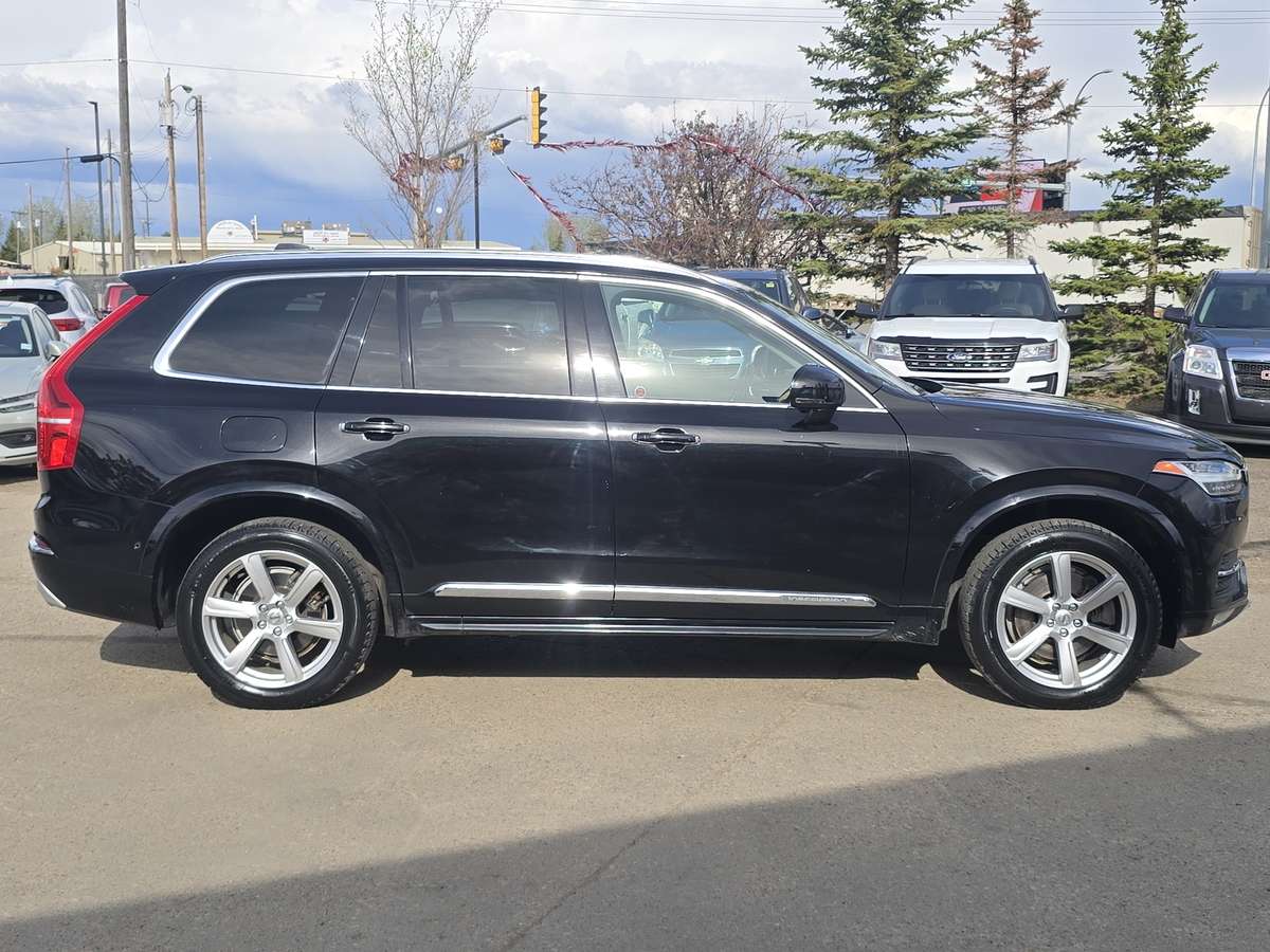2016 Volvo XC90 Inscription alt 2