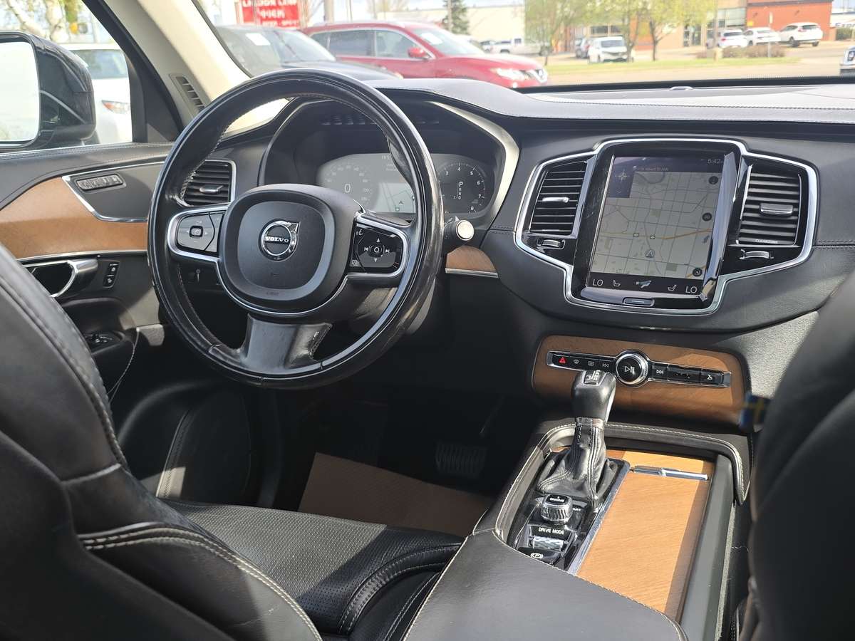 2016 Volvo XC90 Inscription thumb 10