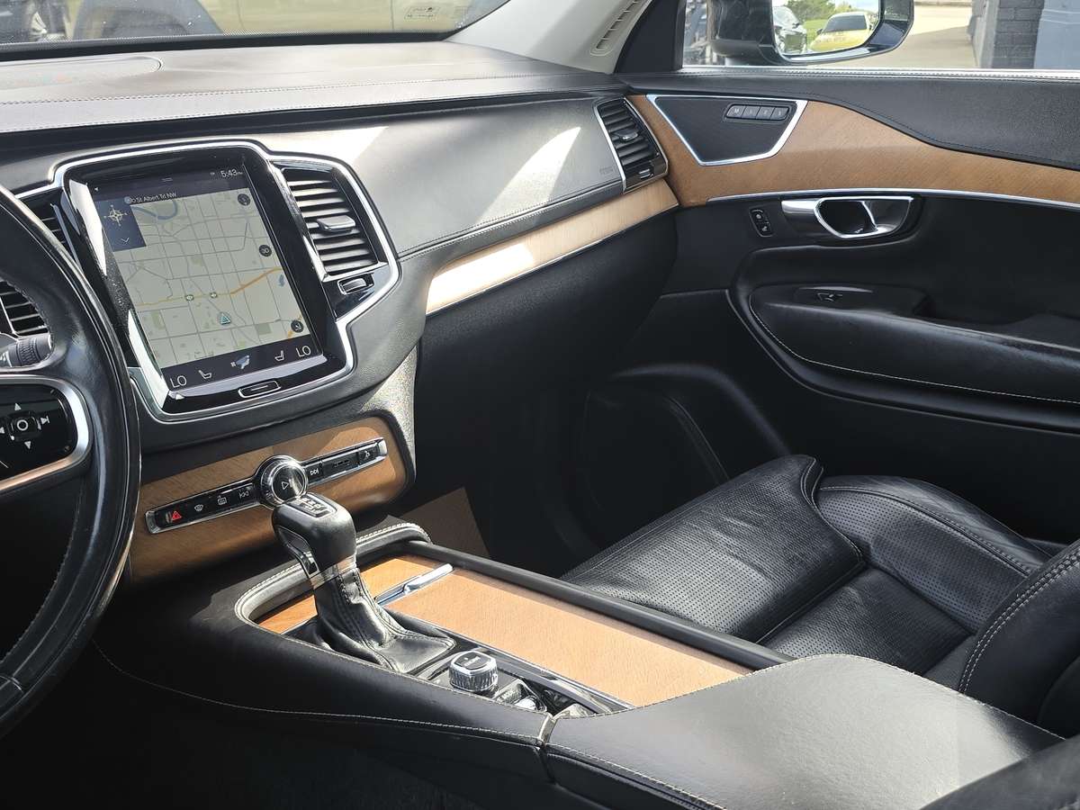 2016 Volvo XC90 Inscription thumb 14