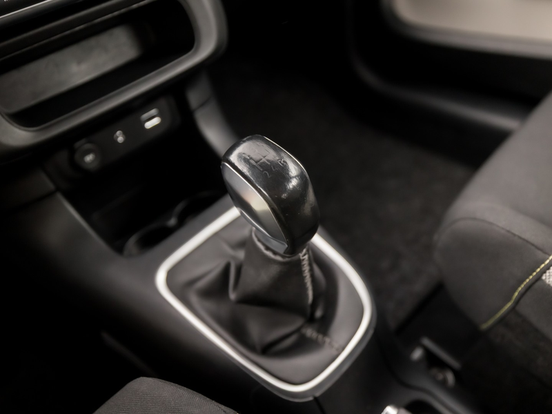Citroen C3 1.2 PureTech S&S Shine Sport (APPLE CARPLAY, GROOT — photo 9