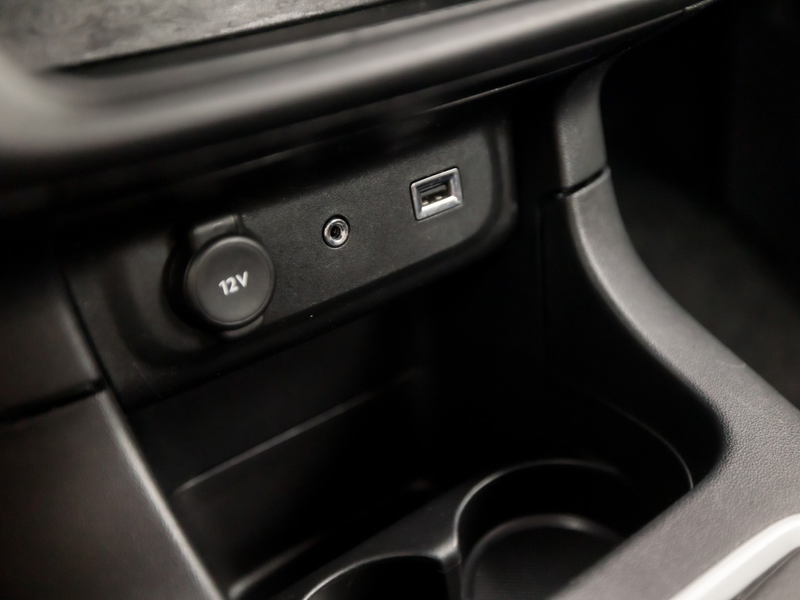 Citroen C3 1.2 PureTech S&S Shine Sport (APPLE CARPLAY, GROOT — photo 24