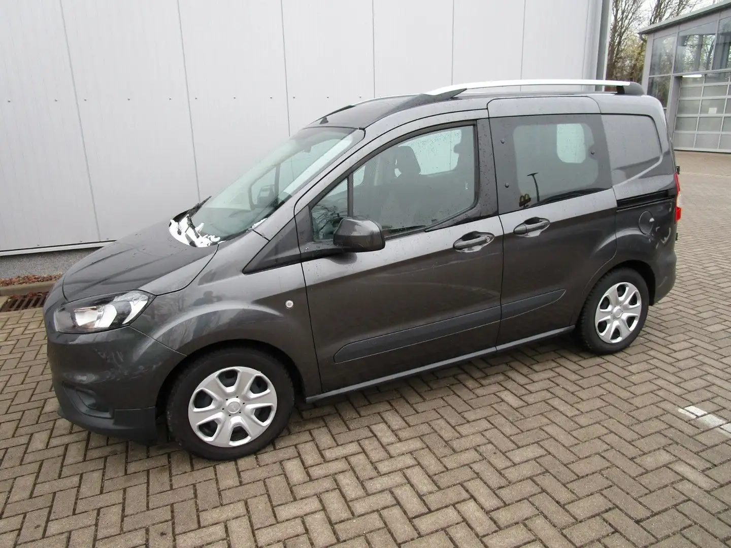 Ford Transit Courier Kombi Trend Szary - 2