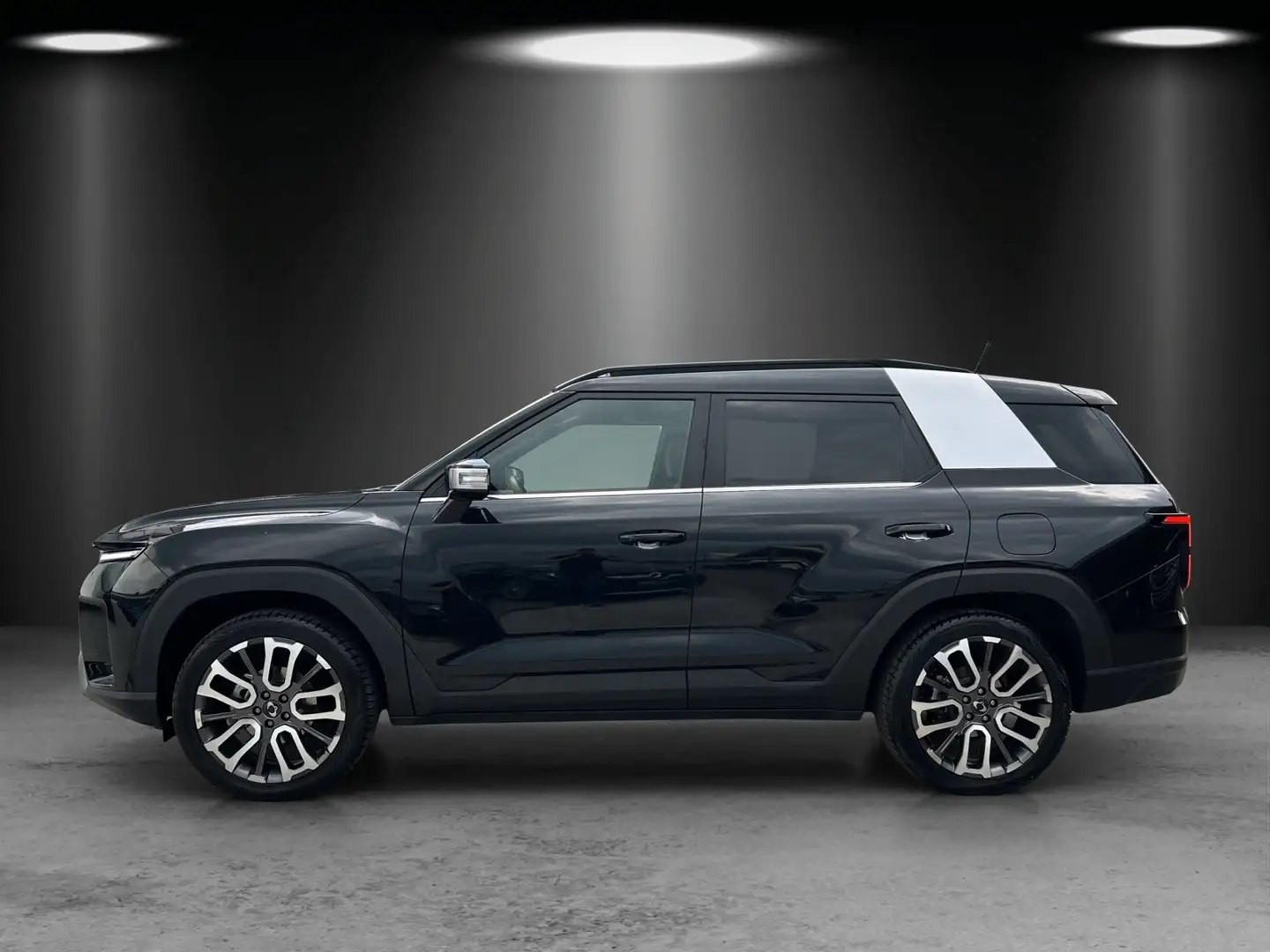 SsangYong Torres 1.5 T-GDI FOREST EDITION Aut./CAM/LED/ACC Fekete - 2
