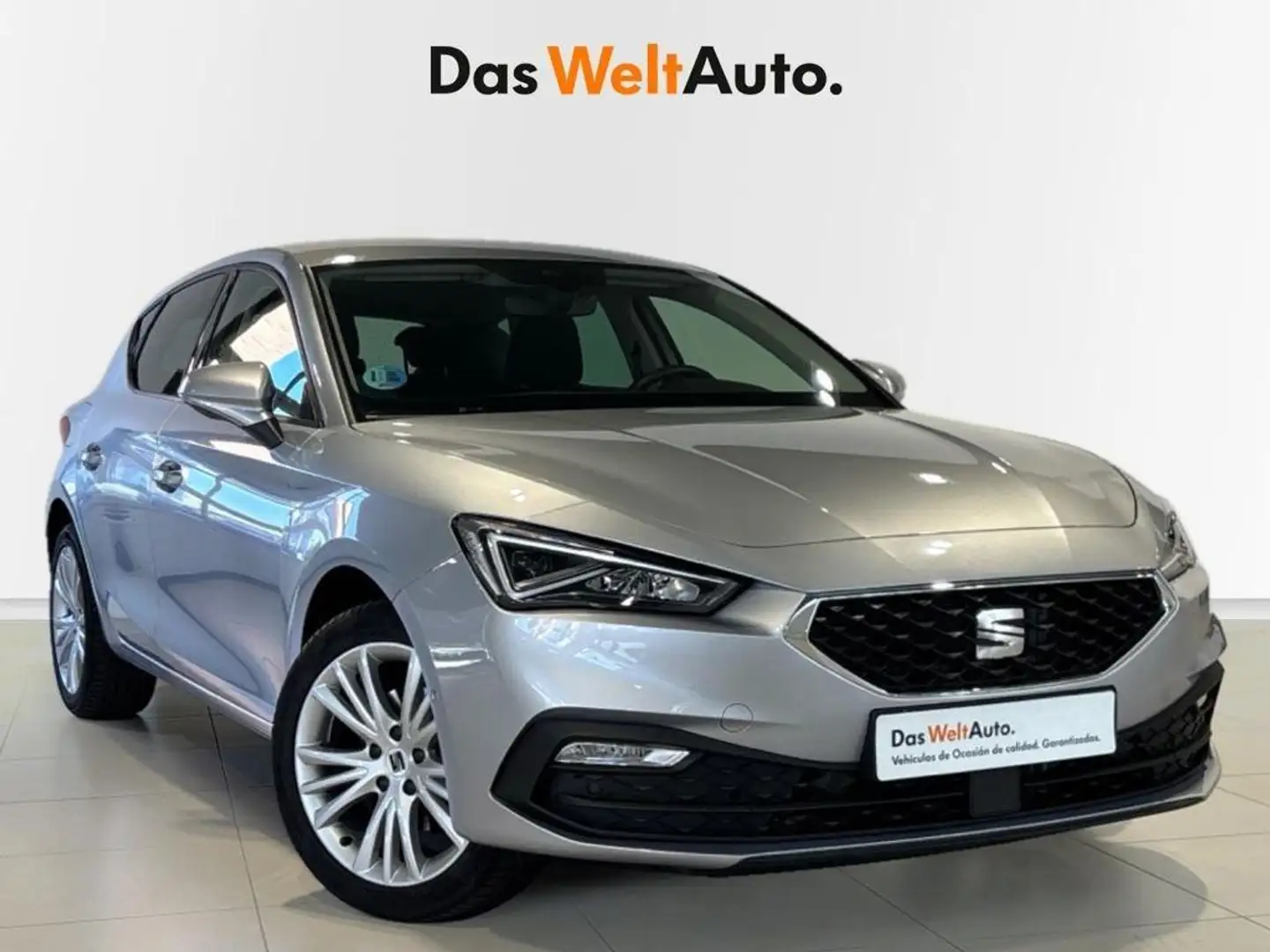 SEAT Leon 1.5 eTSI DSG-7 S&S Style Special Edition 150 Plateado - 1
