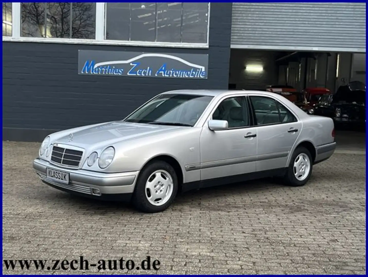 Mercedes-Benz E 220 CDI Elegance Automatik * DPF * 1. Hand Silber - 1