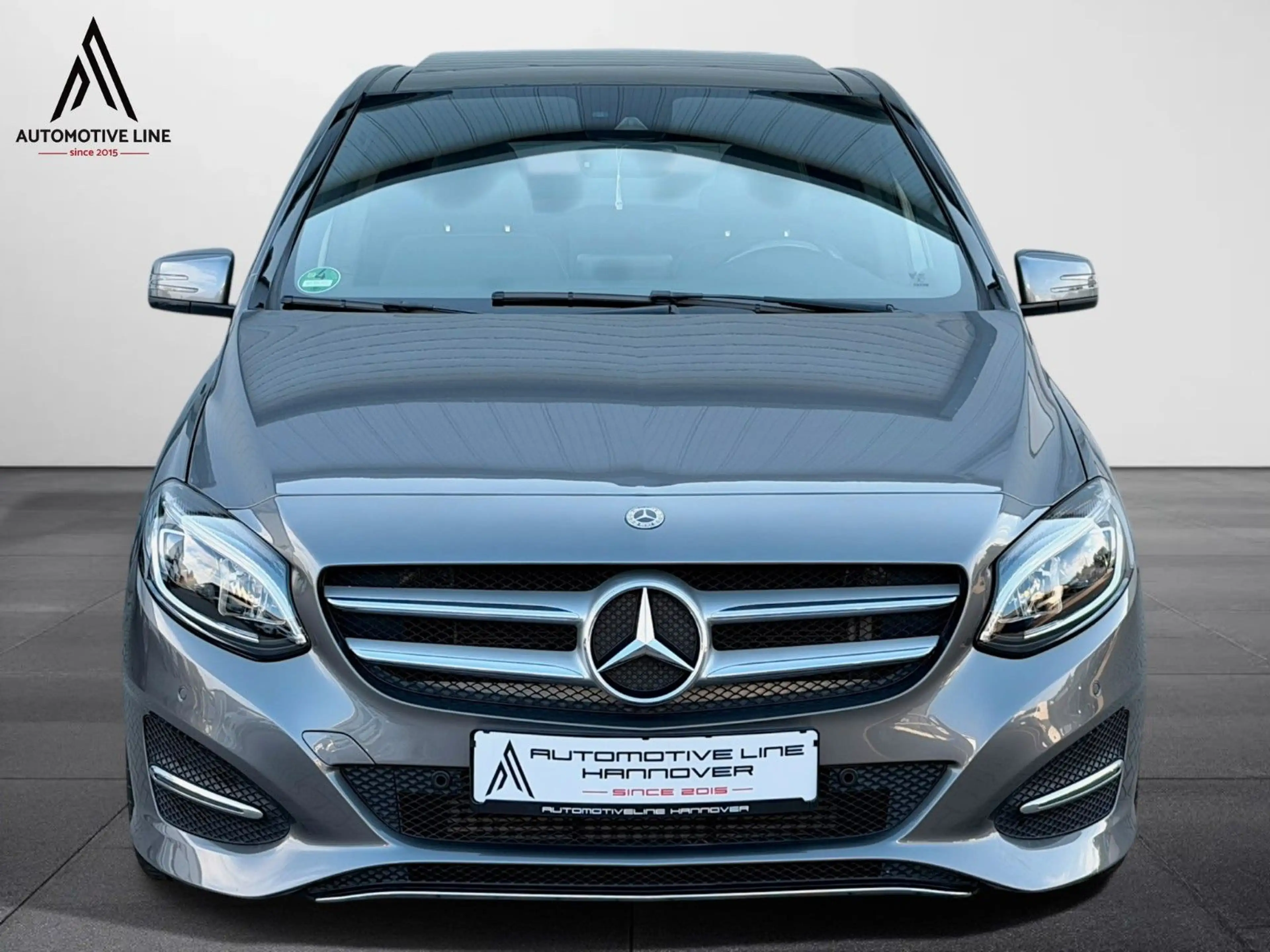 Mercedes-Benz B 220 d 4MATIC AMG F/ LED SCHEI./PANO/AHK/KAMERA — photo 2
