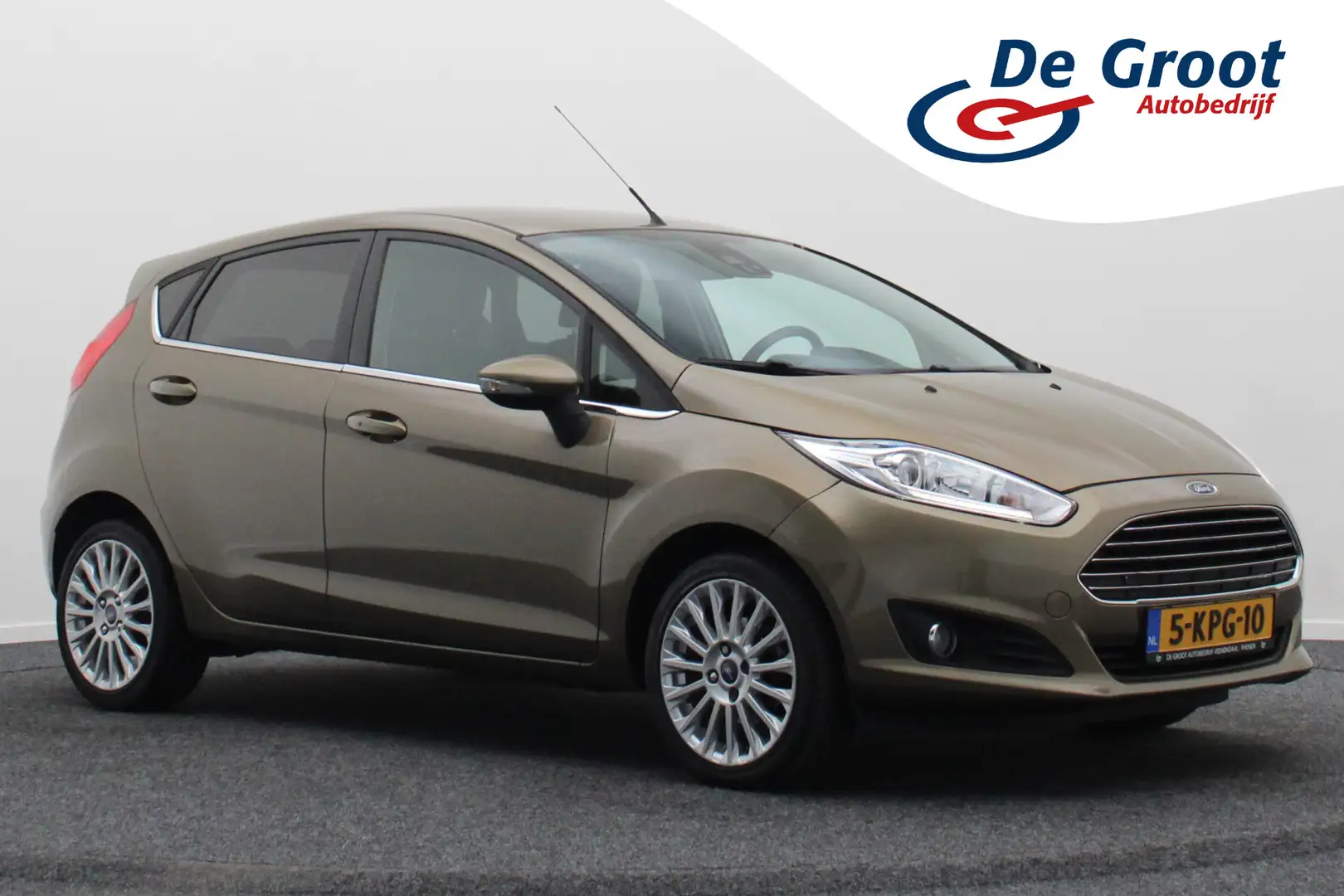 Ford Fiesta 1.0 EcoBoost Titanium Climate, Cruise, Verwarmde V Bruin - 1