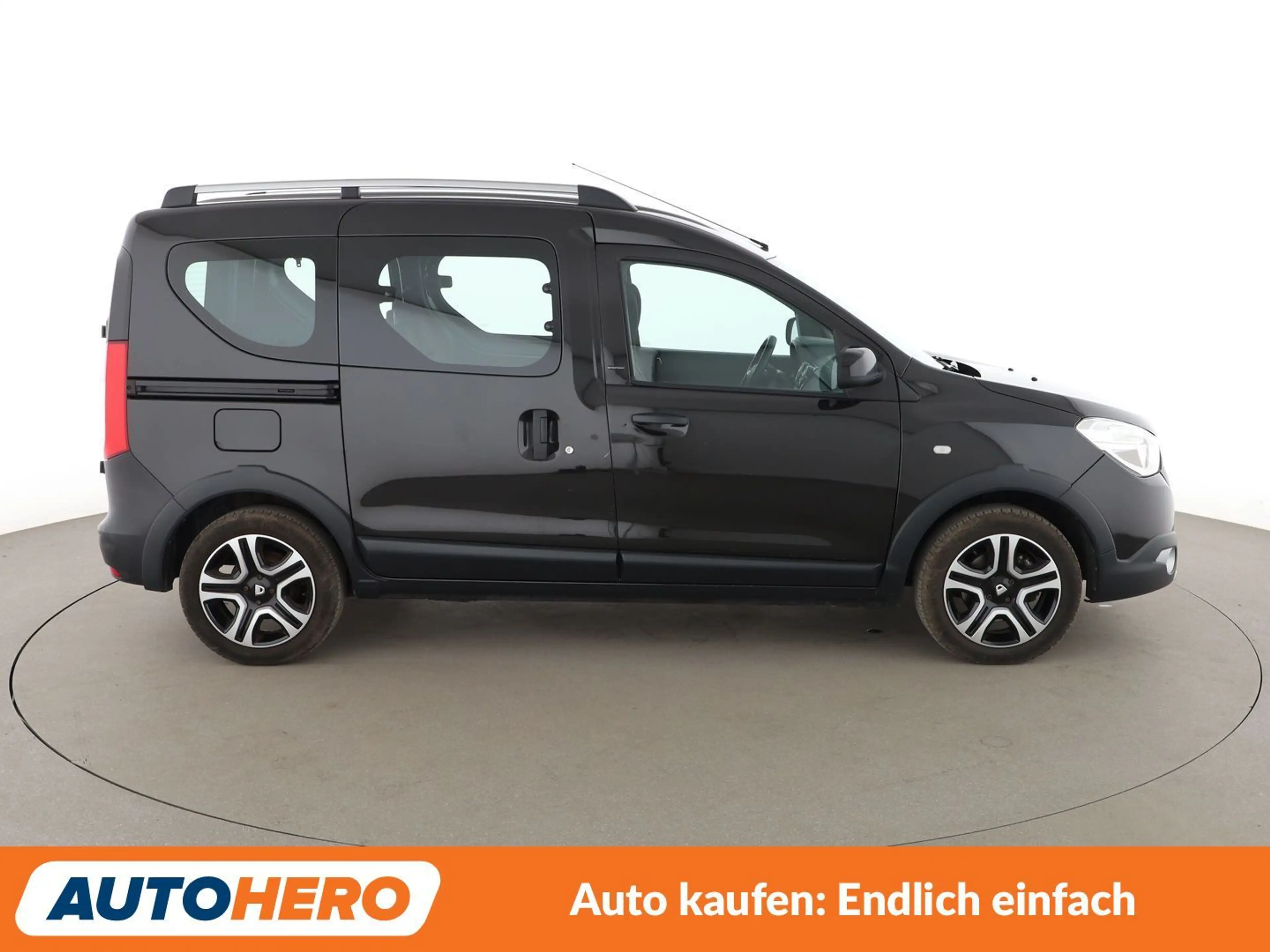 Dacia Dokker 1.2 TCe Stepway Celebration *NAVI*TEMPO*CAM*PDC* — photo 7