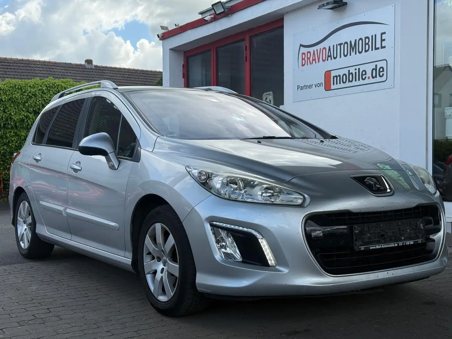 Peugeot 308 SW Business-Line NAVI/PANORAMA/LED/SHZ/KLIMA Gri - 1