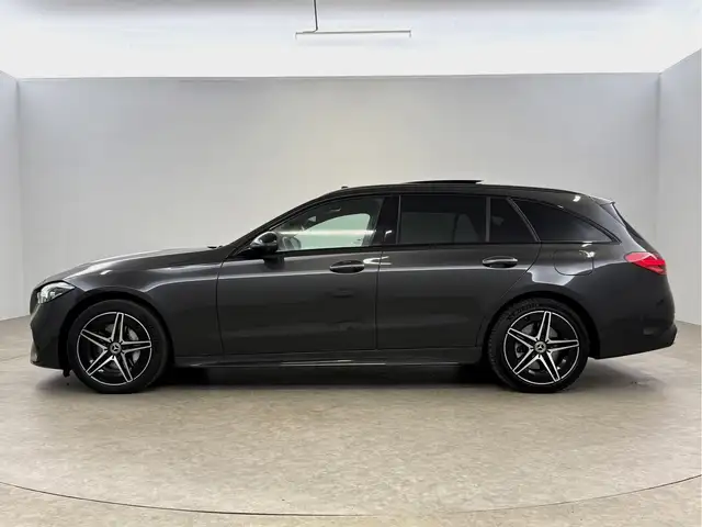 Mercedes-Benz C-Class view 11