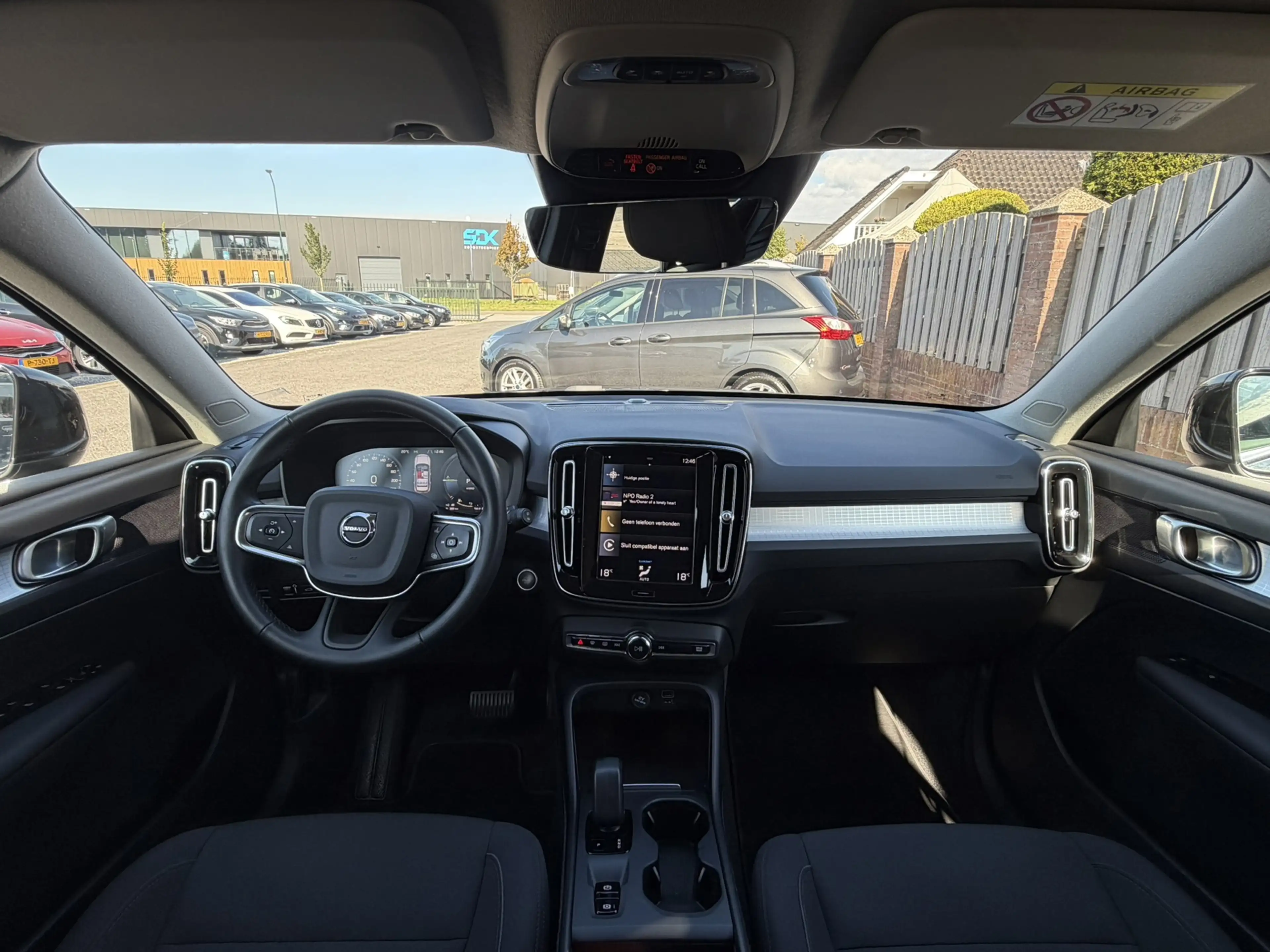 Volvo XC40 1.5 T4 Recharge Inscription Expression TREKHAAK CL — photo 15