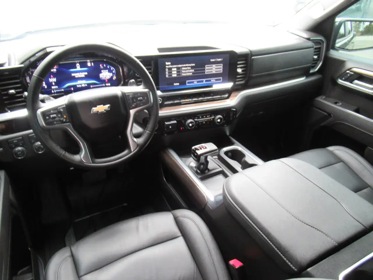 Chevrolet Silverado 1500 снимка Chevrolet Silverado 1500