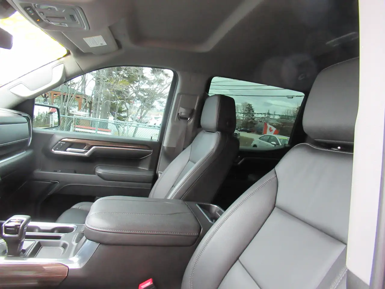 Chevrolet Silverado 1500 снимка Chevrolet Silverado 1500