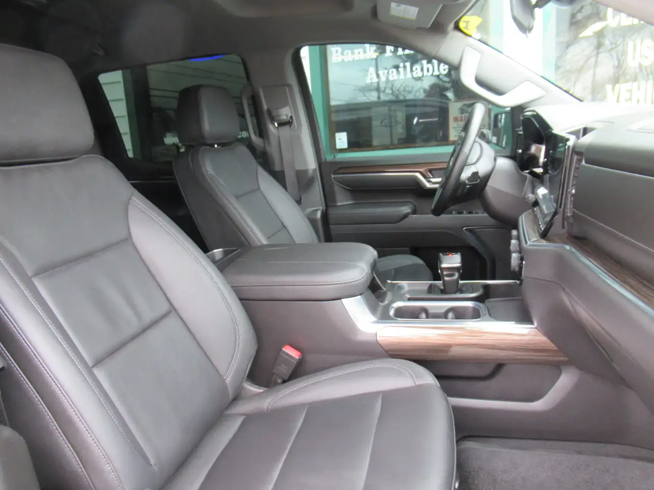 Chevrolet Silverado 1500 снимка Chevrolet Silverado 1500